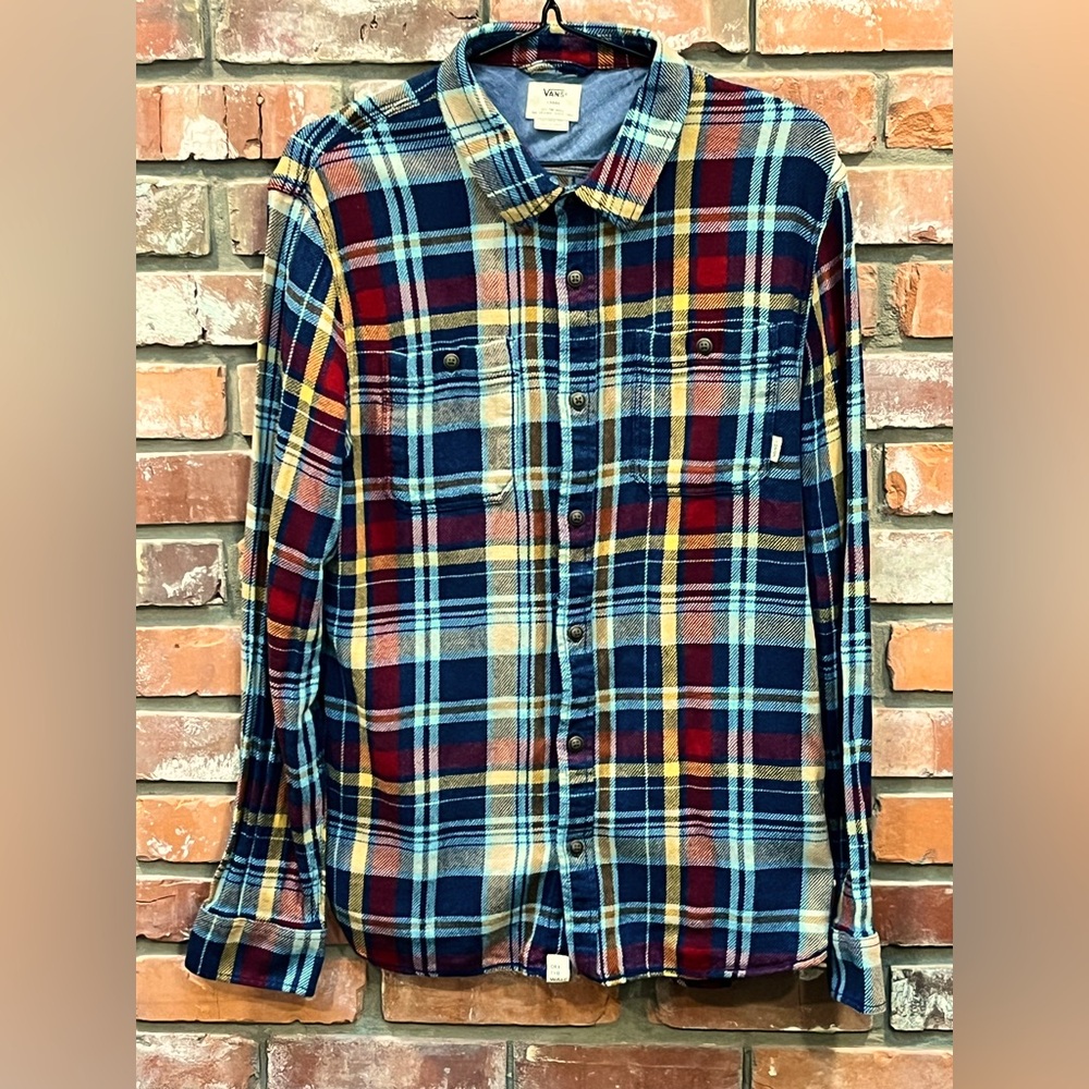 Vans Classic Fit Casual Button Down
